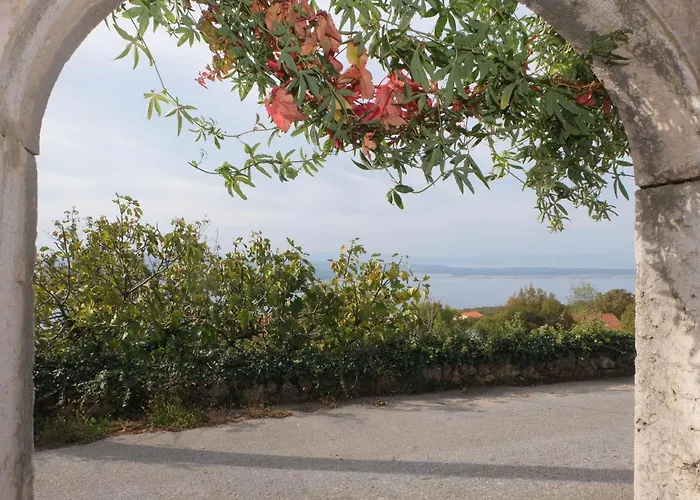 In With Sea View *